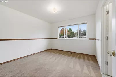 1920 NE View Ct, Gresham, OR 97030 - Photo 20