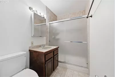 1920 NE View Ct, Gresham, OR 97030 - Photo 28