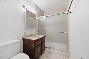 1920 NE View Ct, Gresham, OR 97030 - Photo 28