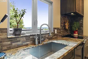 6521 S Corbett Ave, Portland, OR 97239 - Photo 16