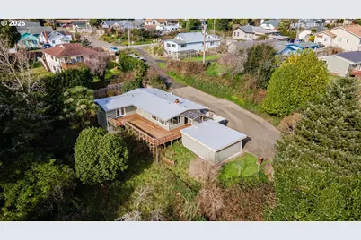 2912 Stanton Ave, North Bend, OR 97459 - Photo 1