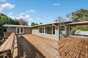 2912 Stanton Ave, North Bend, OR 97459 - Photo 6