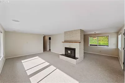 2912 Stanton Ave, North Bend, OR 97459 - Photo 10