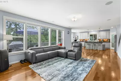 7281 NE Rockridge Pl, Hillsboro, OR 97124 - Photo 14