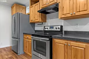 7136 S King St, Canby, OR 97013 - Photo 16