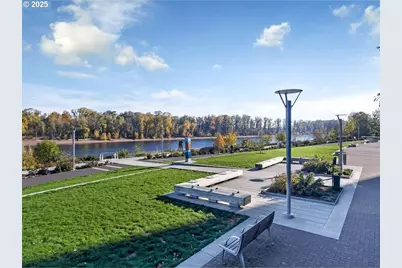 841 S Gaines St #714, Portland, OR 97239 - Photo 46