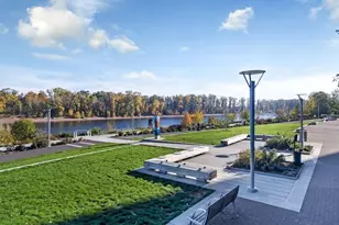 841 S Gaines St, Portland, OR 97239 - Photo 46