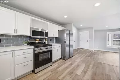 2817 SE 151st Ave, Portland, OR 97236 - Photo 14