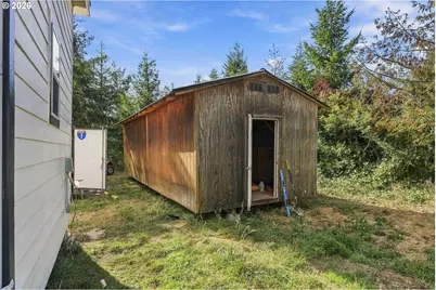 95220 Sitkum Ln, Myrtle Point, OR 97458 - Photo 12