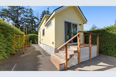 91403 Kellogg Ln, Coos Bay, OR 97420 - Photo 1