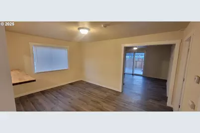 1123 W 2nd St, The Dalles, OR 97058 - Photo 8