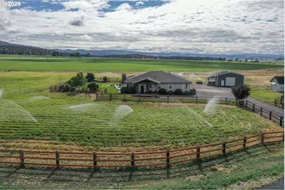 8933 NW Elizabeth Way, Prineville, OR 97754 - Photo 1