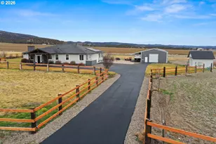 8933 NW Elizabeth Way, Prineville, OR 97754 - Photo 26