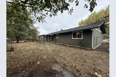 555 Matzen St, Saint Helens, OR 97051 - Photo 8