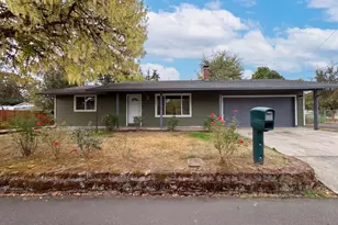555 Matzen St, Saint Helens, OR 97051 - Photo 1
