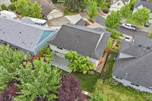 405 Blue Jay Ave, Forest Grove, OR 97116 - Photo 44