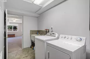 15909 NE Morris St, Portland, OR 97230 - Photo 20