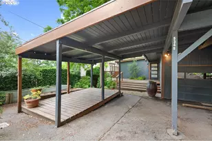 5345 SW Arnold St, Portland, OR 97219 - Photo 4