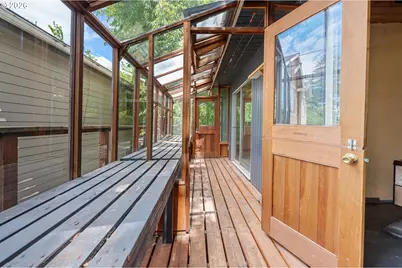 5345 SW Arnold St, Portland, OR 97219 - Photo 10