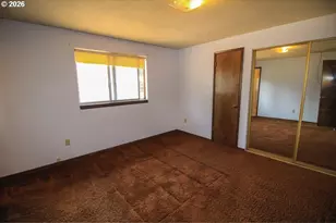 1873 NE 10th Ave, Hillsboro, OR 97124 - Photo 16