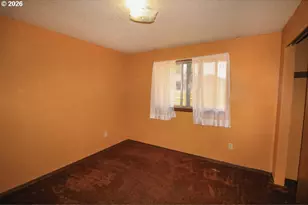 1873 NE 10th Ave, Hillsboro, OR 97124 - Photo 12