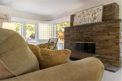 1604 Country Club Rd, Lake Oswego, OR 97034 - Photo 10