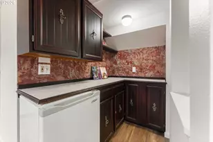 1604 Country Club Rd, Lake Oswego, OR 97034 - Photo 32