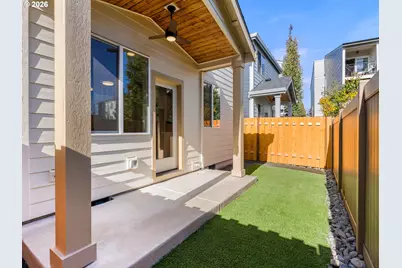 7472 N Polk Ave, Portland, OR 97203 - Photo 14