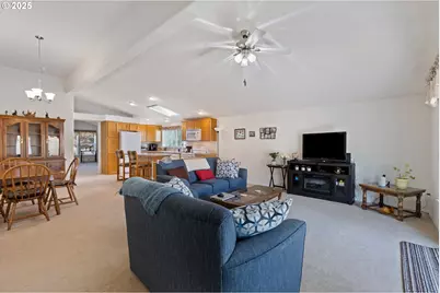 275 Littlebrook Ln, Roseburg, OR 97471 - Photo 18