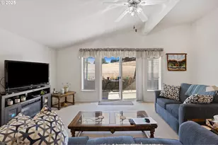 275 Littlebrook Ln, Roseburg, OR 97471 - Photo 14