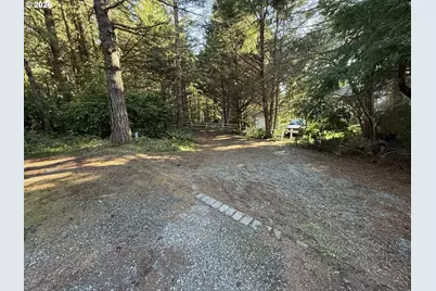 780 Quattomah Ln, Port Orford, OR 97465 - Photo 10