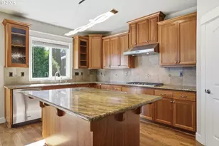 13874 SW Halcyon Terrace, Portland, OR 97223 - Photo 12