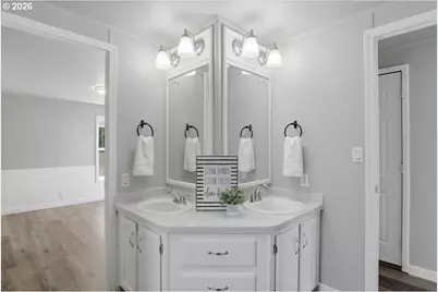 21201 NE 58th St #49, Vancouver, WA 98682 - Photo 16