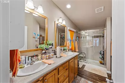 1060 Cedar Loop, Lakeside, OR 97449 - Photo 18