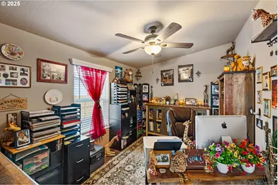 1060 Cedar Loop, Lakeside, OR 97449 - Photo 12