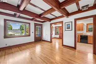 3530 SW Falcon St, Portland, OR 97219 - Photo 10
