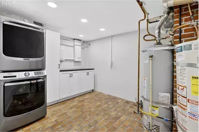 782 NW Powhatan Ter, Portland, OR 97210 - Photo 36