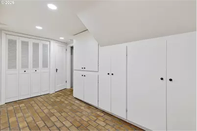 782 NW Powhatan Ter, Portland, OR 97210 - Photo 34