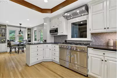 782 NW Powhatan Ter, Portland, OR 97210 - Photo 12