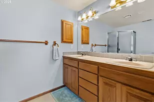 1059 Cal Young Rd, Eugene, OR 97401 - Photo 24