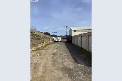 115 Airport Way, Lakeside, OR 97449 - Photo 10