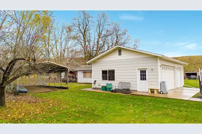 82449 Rosebrooke Rd, Milton-Freewater, OR 97862 - Photo 10