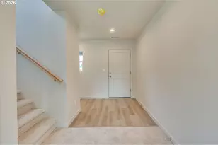 2010 Henderson Wy, Longview, WA 98632 - Photo 8