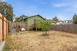6231 NE Going St, Portland, OR 97218 - Photo 16
