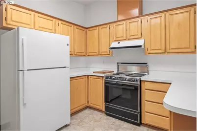 4055 Royal Ave #30, Eugene, OR 97402 - Photo 12