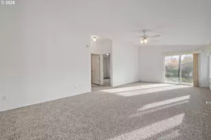 4055 Royal Ave, Eugene, OR 97402 - Photo 16