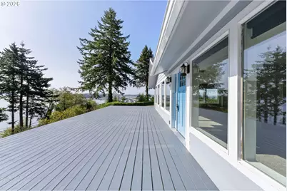 66634 Glasgow Ln, North Bend, OR 97459 - Photo 2
