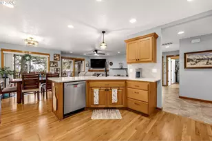 1261 SW Binford Lake Pkwy, Gresham, OR 97080 - Photo 10