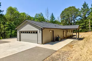 5655 Hwy 138, Oakland, OR 97462 - Photo 4