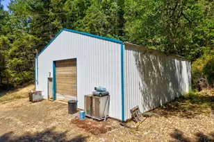 5655 Hwy 138, Oakland, OR 97462 - Photo 40